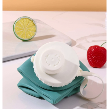 AB-0-1012	硅膠摺疊水樽	