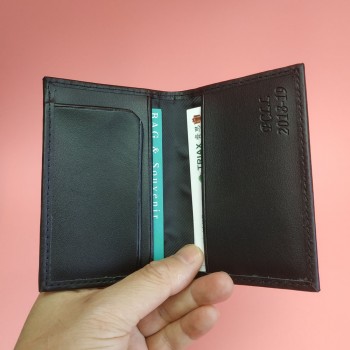 CC-0-1002	真皮名片套